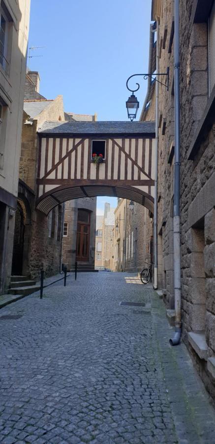 Les Vieux Remparts Apartment Saint-Malo Ngoại thất bức ảnh
